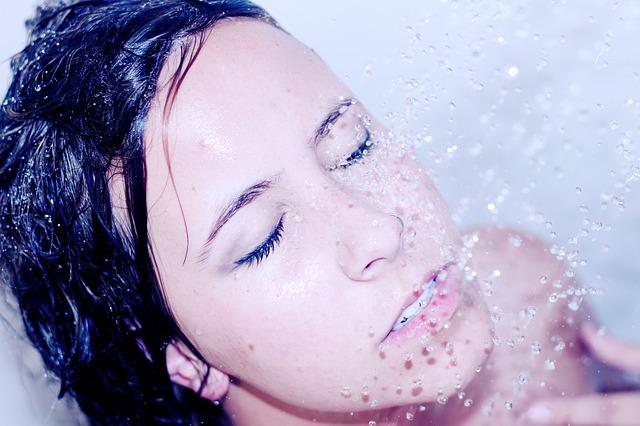 Welche Folgen hat hartes Wasser für Haut und Haare?