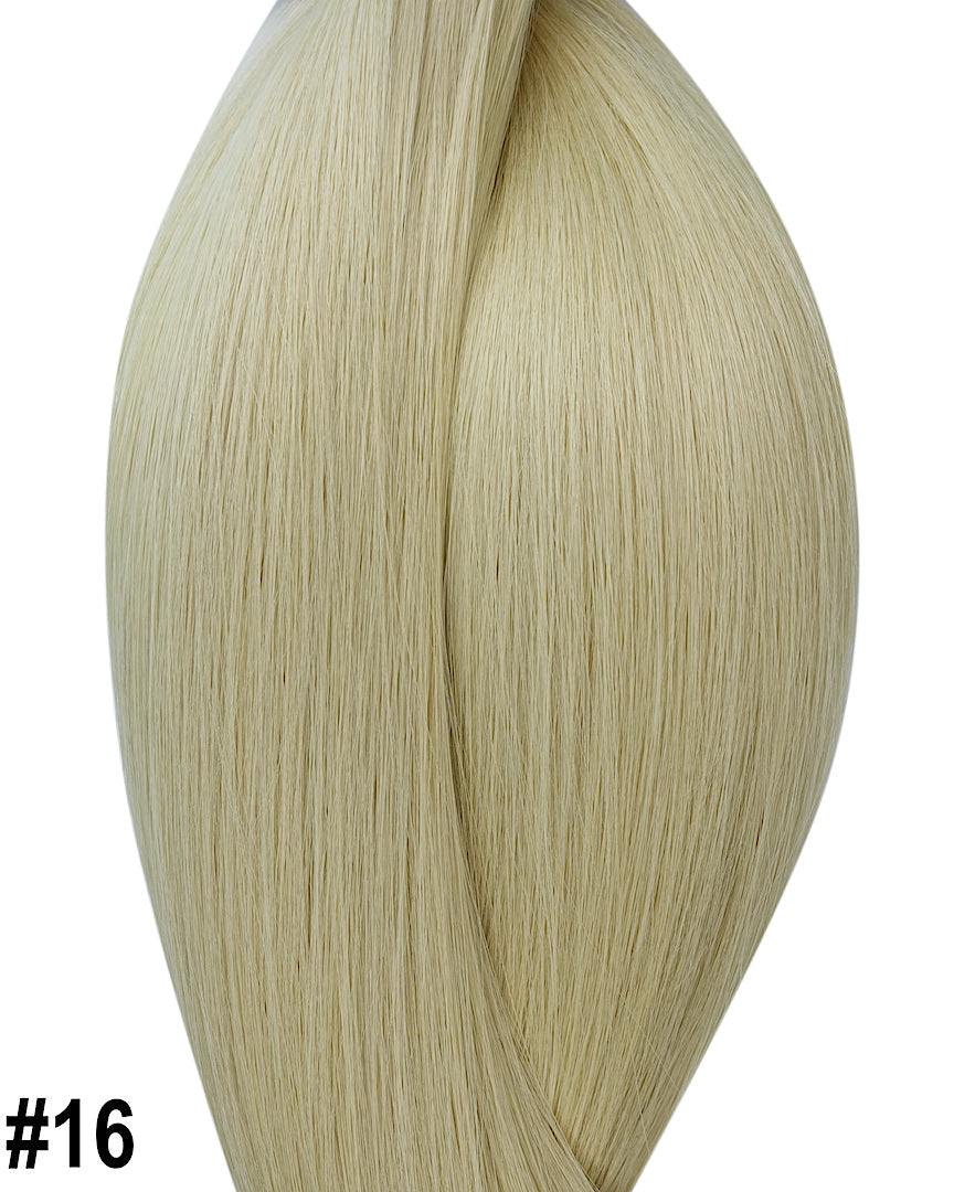 Beste Extensions in Haarfarbe Aschblond für Microring Technik