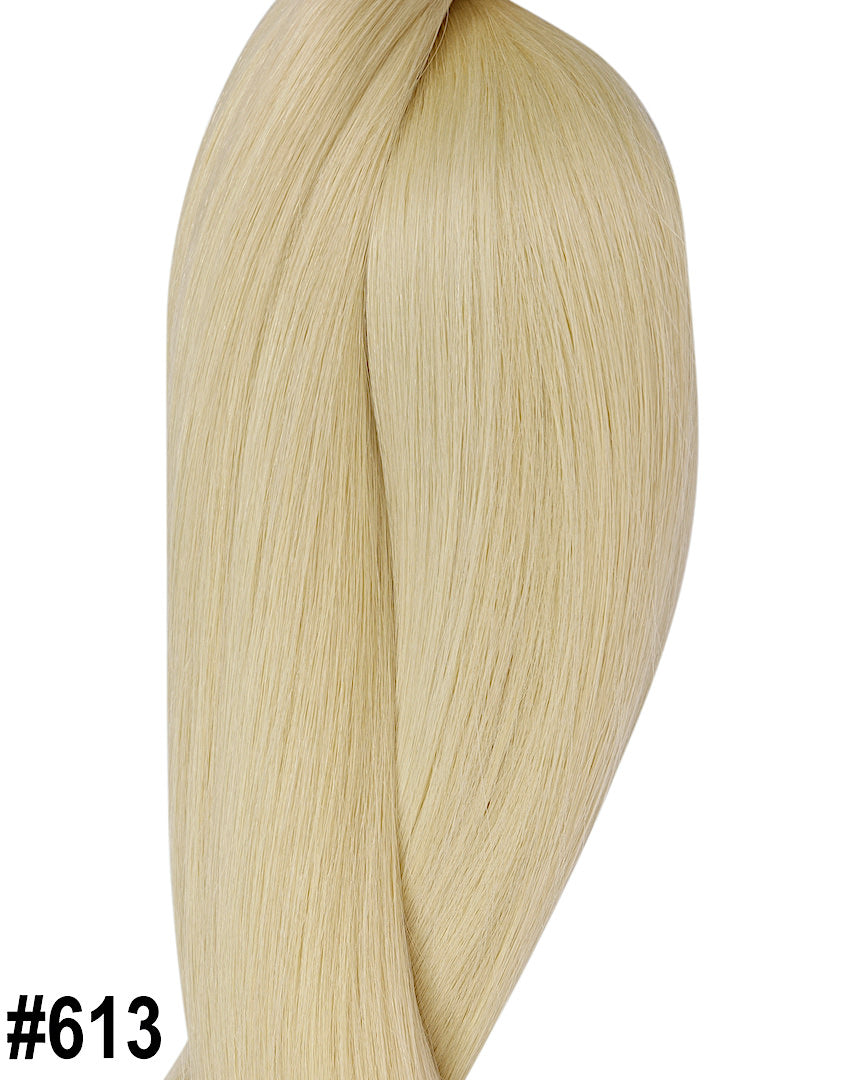 Beste Extensions in Haarfarbe Helllichtblond für Microring Technik